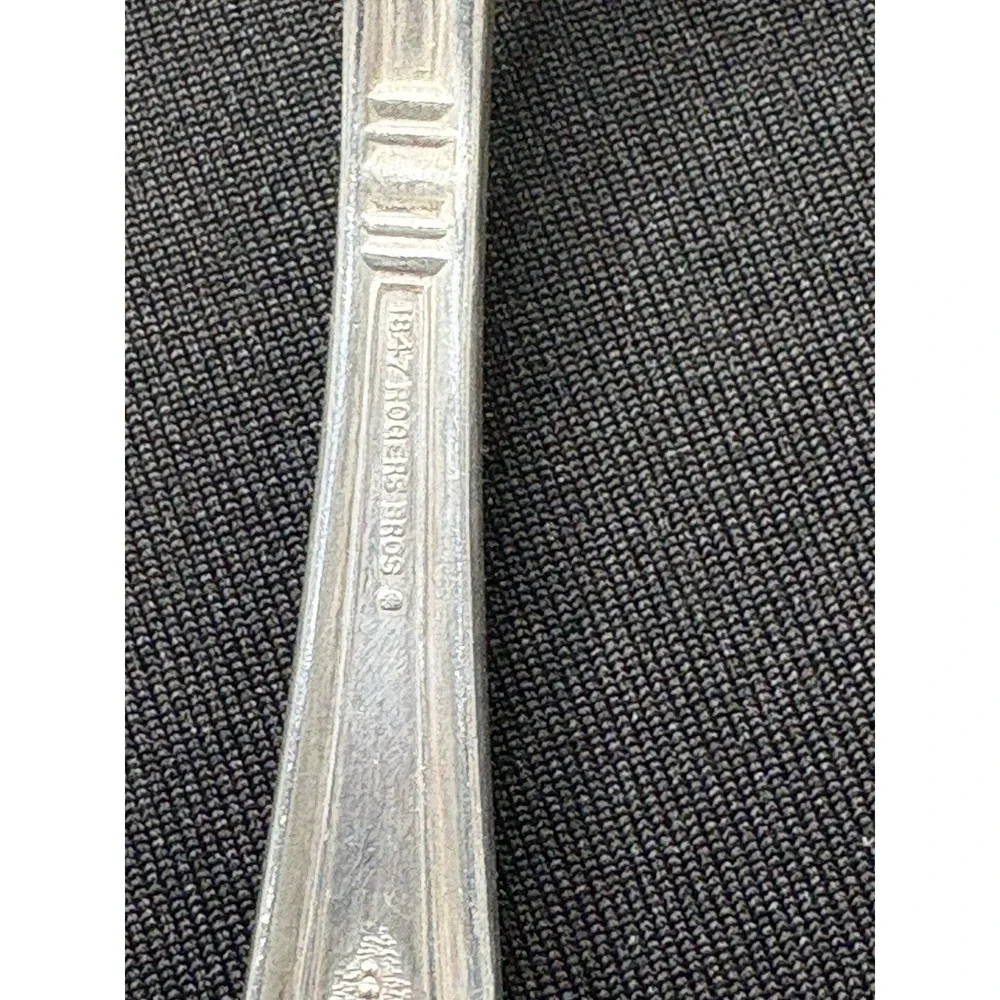 1847‎ Rogers Bros AMBASSADOR Dinner Forks Spoons Lot of 7 Pieces Monogram